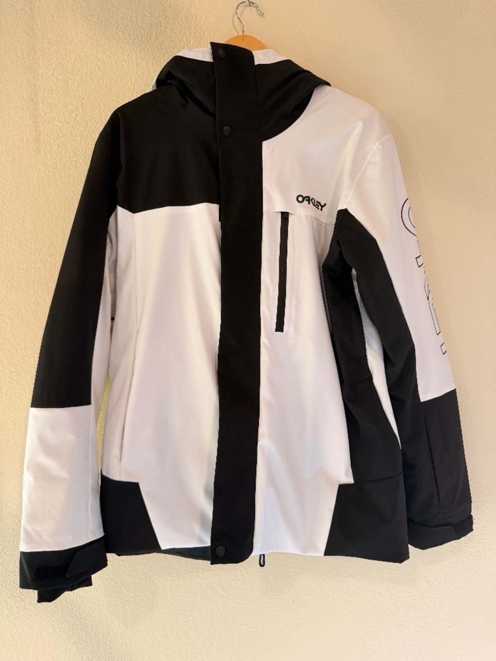 Oakley TNP TBT Insulated Ski/Snowboard Jacket
